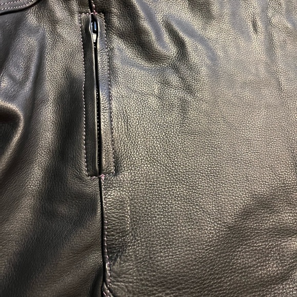 Women’s Riding Jacket - Picture 9 of 16